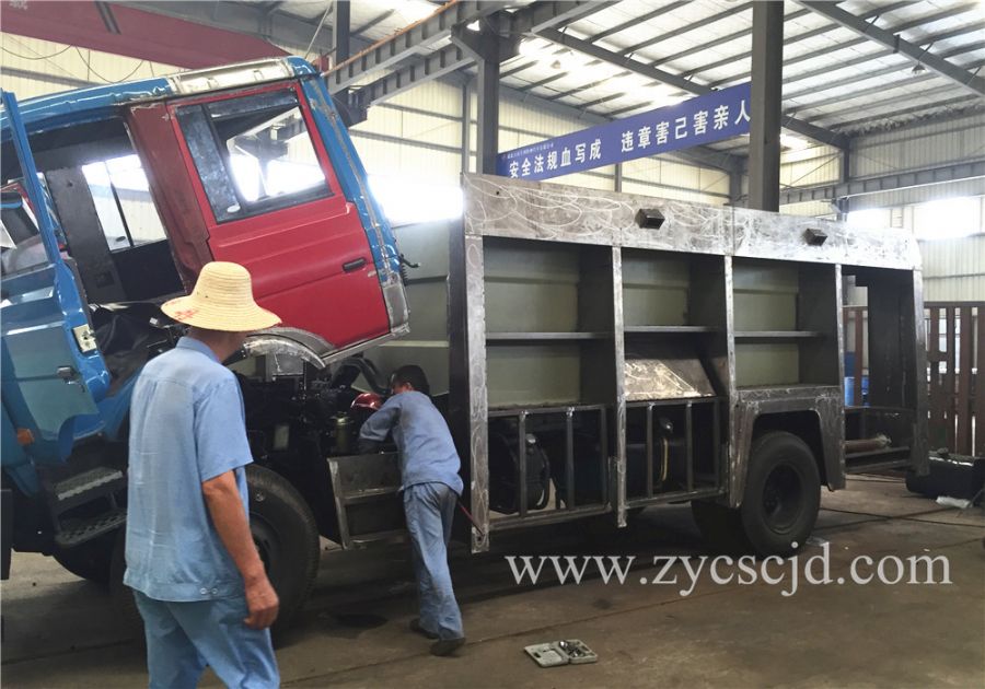 東風153水罐消防車 東風153水罐消防車