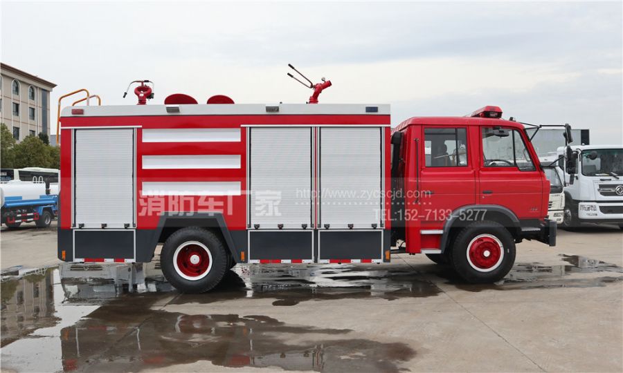東風153三劑聯用消防車 東風153三劑聯用消防車